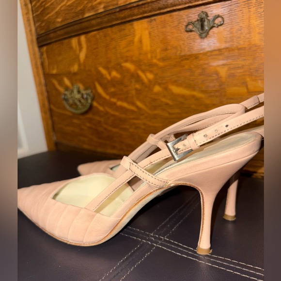 Prada Nude Pleated Leather Slingback Heels | Size 35.5 (US 5.5) - Picture 1 of 10